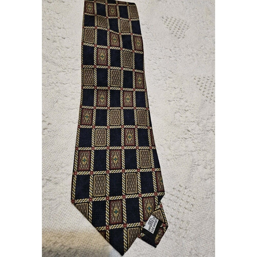 The Metropolitan Museum of Art Silk Tie Vintage Navy Gold Geometric Medallion